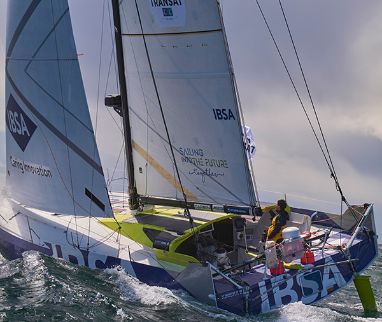 Transat CIC: the wait is over, the regatta has started. Alberto Bona and the Class40 IBSA already in the leading group
